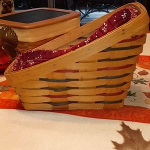 Preowned Longaberger 1995 Medium Vegetable basket
